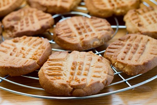 Classic Peanut Butter Cookies - Erren's Kitchen