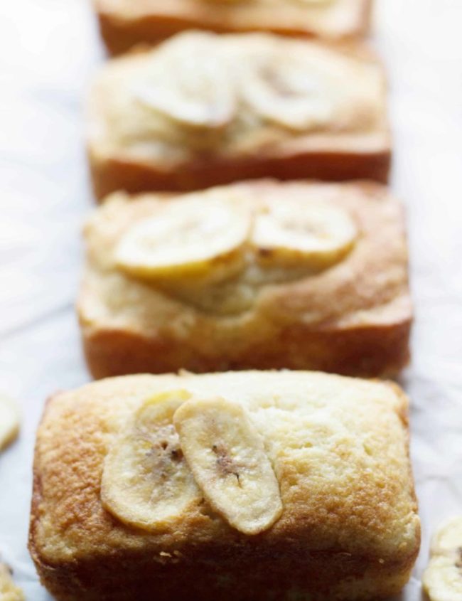 Mini Banana Bread Loaves - Erren's Kitchen