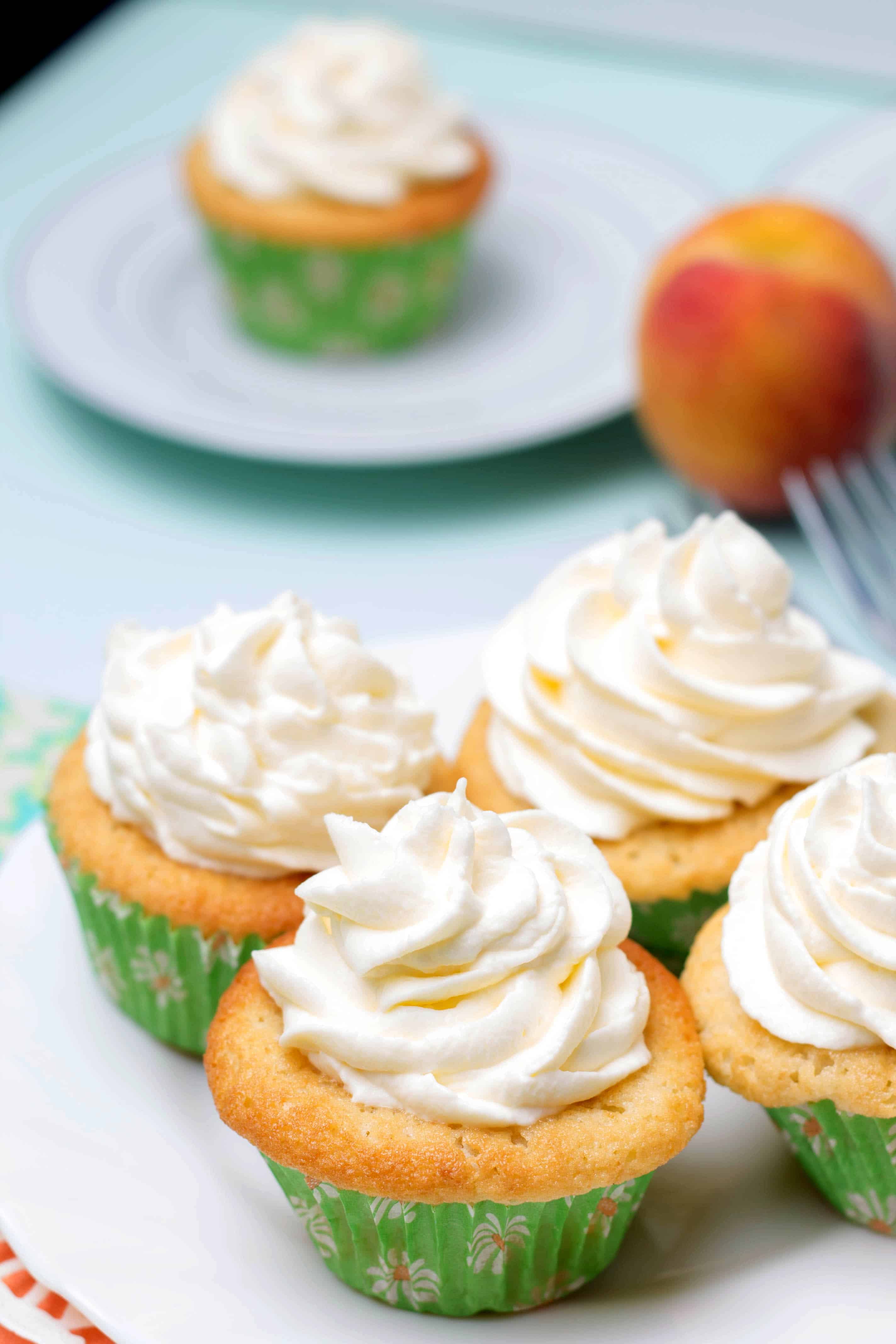 Peaches and Cream Cupcakes - perfect for summer entertaining