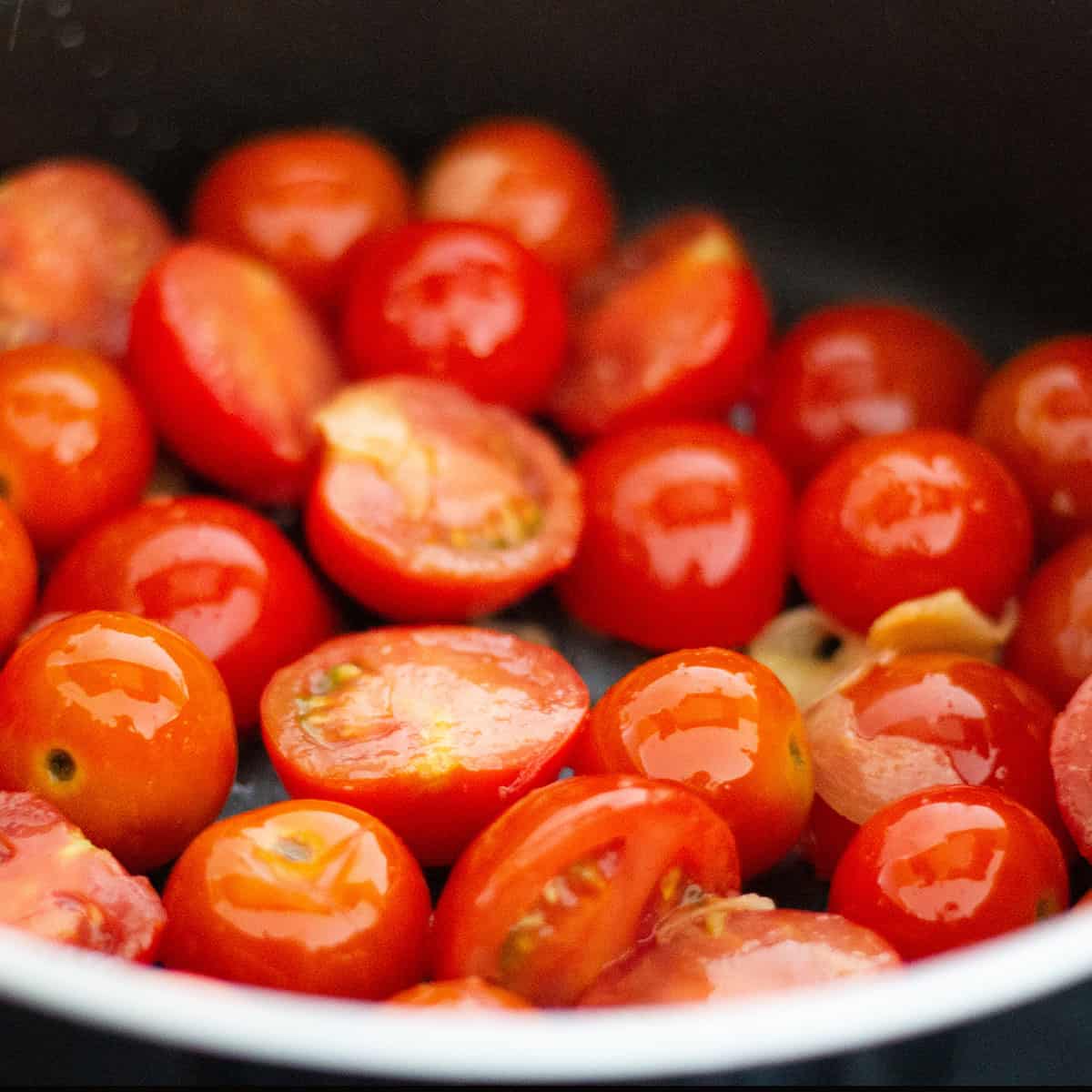 Cherry Tomato Pasta Sauce Erren S Kitchen