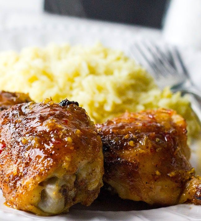 This incredibly delicious Chinese-style chicken recipe from Erren's Kitchen for Sweet Chilli Chinese Sticky Chicken is sweet, spicy and absolutely fabulous.