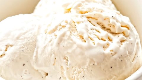 Vanilla Bean Ice Cream - Erren's Kitchen