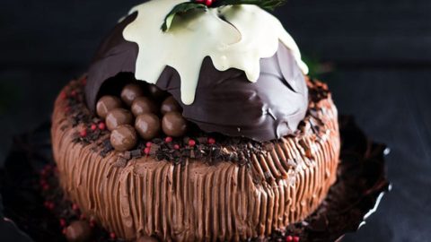 https://www.errenskitchen.com/wp-content/uploads/2016/12/Chocolate-Cristmas-Cake-feature-480x270.jpg