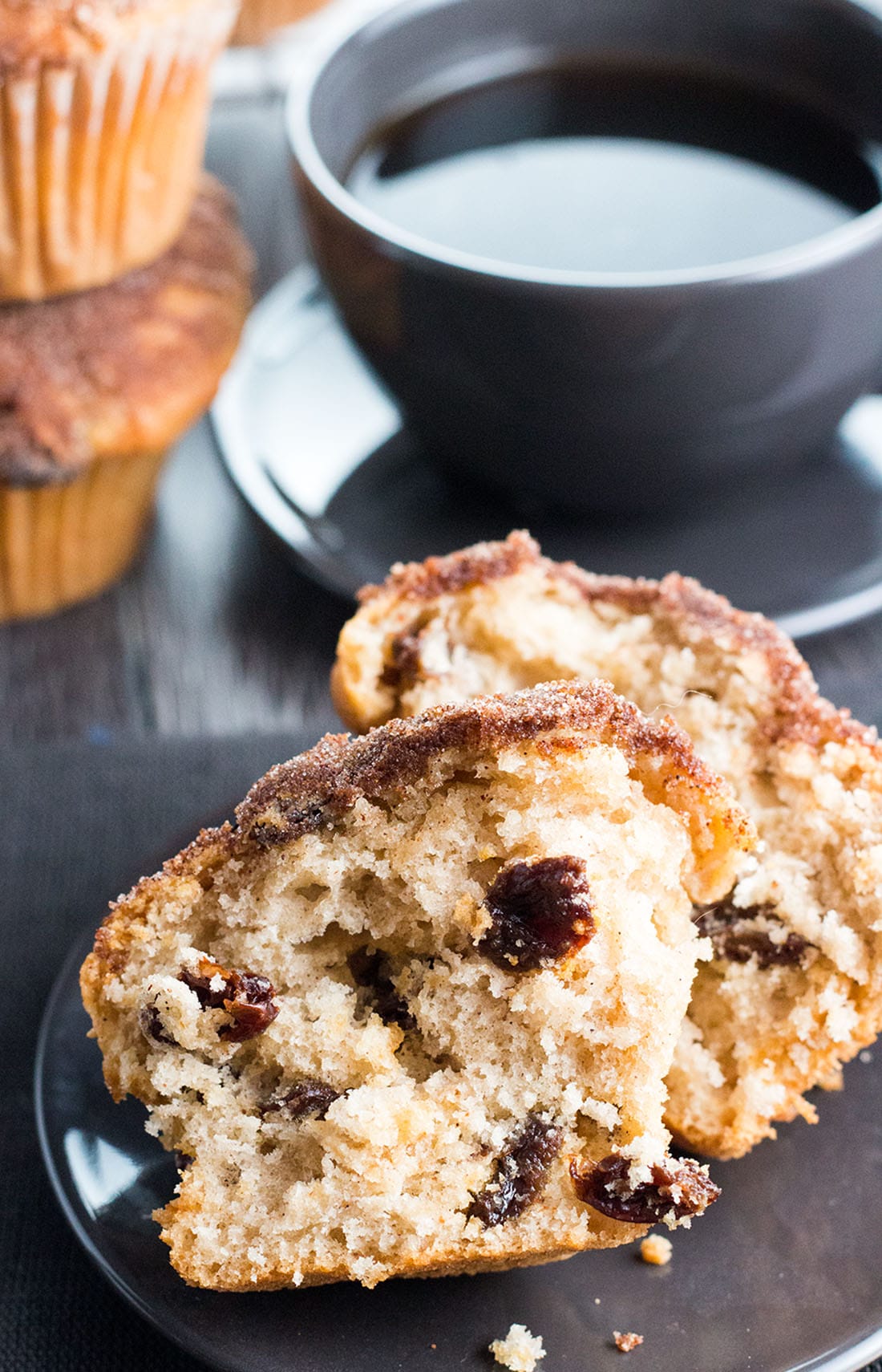 Cinnamon Raisin Muffins - the perfect cross between a donut & a muffin!