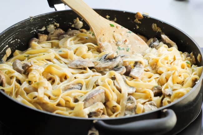 Creamy Tagliatelle & Mushrooms - Erren's Kitchen