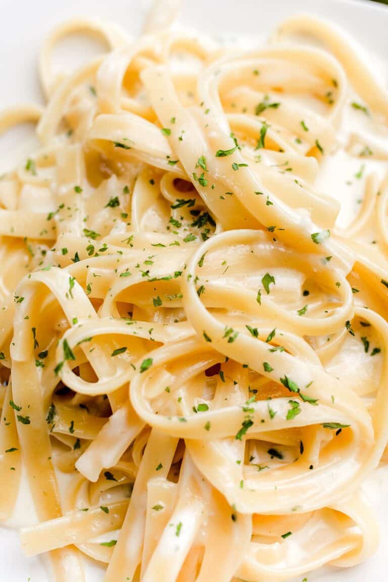 The Best Fettuccine Alfredo of Your Life - Erren's Kitchen