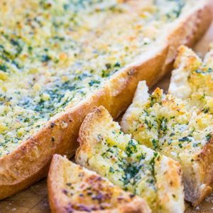 Perfect Homemade Garlic Bread - Erren's Kitchen