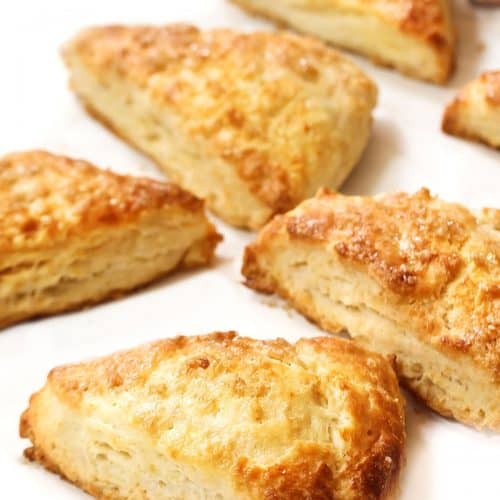 https://www.errenskitchen.com/wp-content/uploads/2021/02/scones-1-18-500x500.jpg