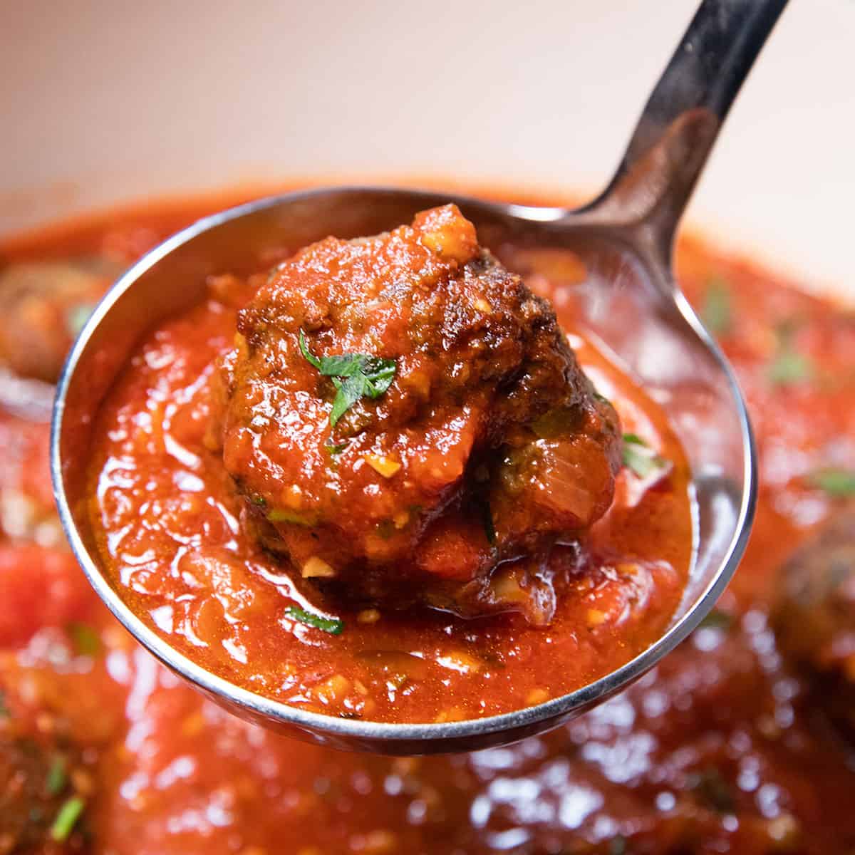 meatballs in tomato sauce