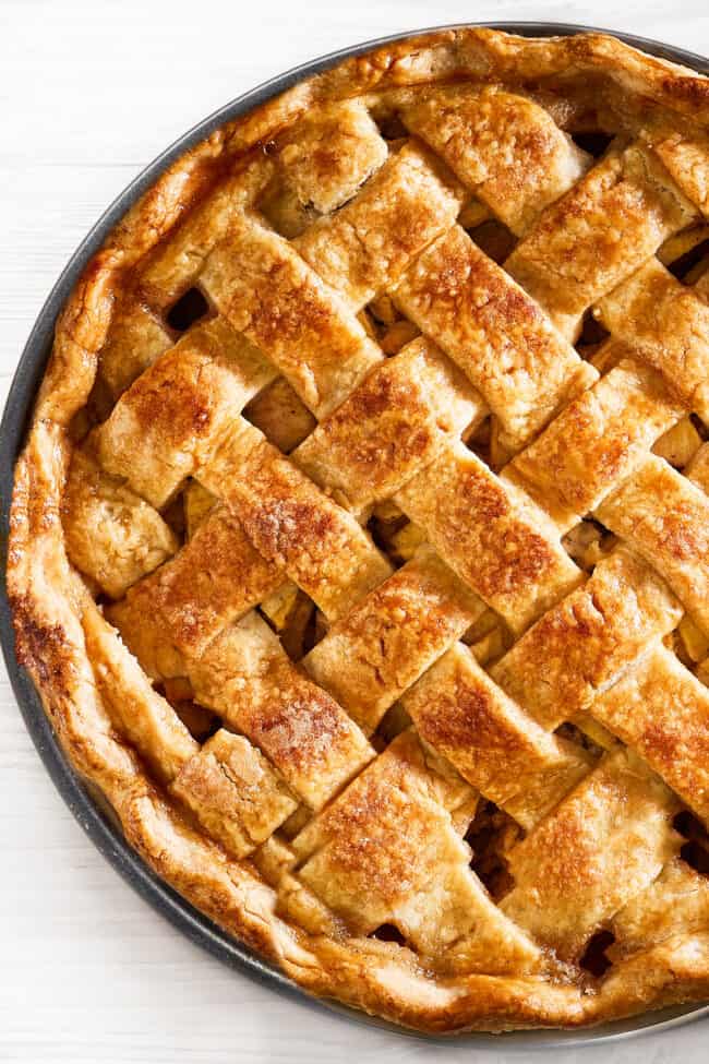 Old Fashioned Apple Spice Pie - Erren's Kitchen