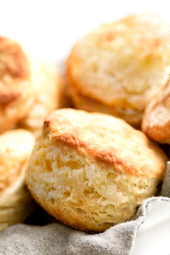 Homemade Buttermilk Biscuits - Erren's Kitchen