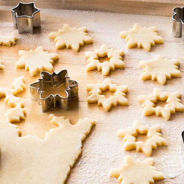 Xmas Snowflake Cookies - Erren's Kitchen