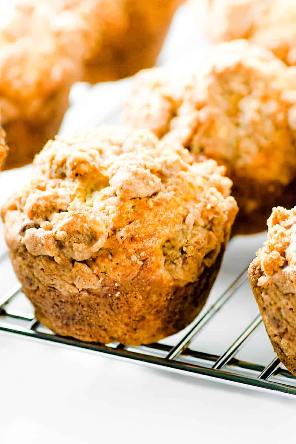 Cinnamon Banana Crumb Muffins Erren's Kitchen