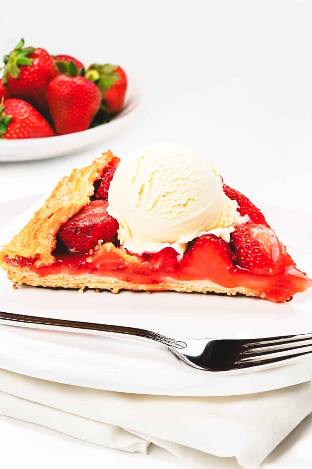 Easy Strawberry Galette Erren S Kitchen