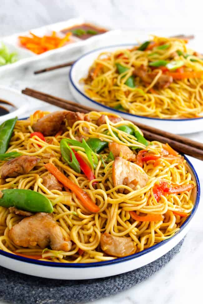 Chicken Lo Mein - Erren's Kitchen