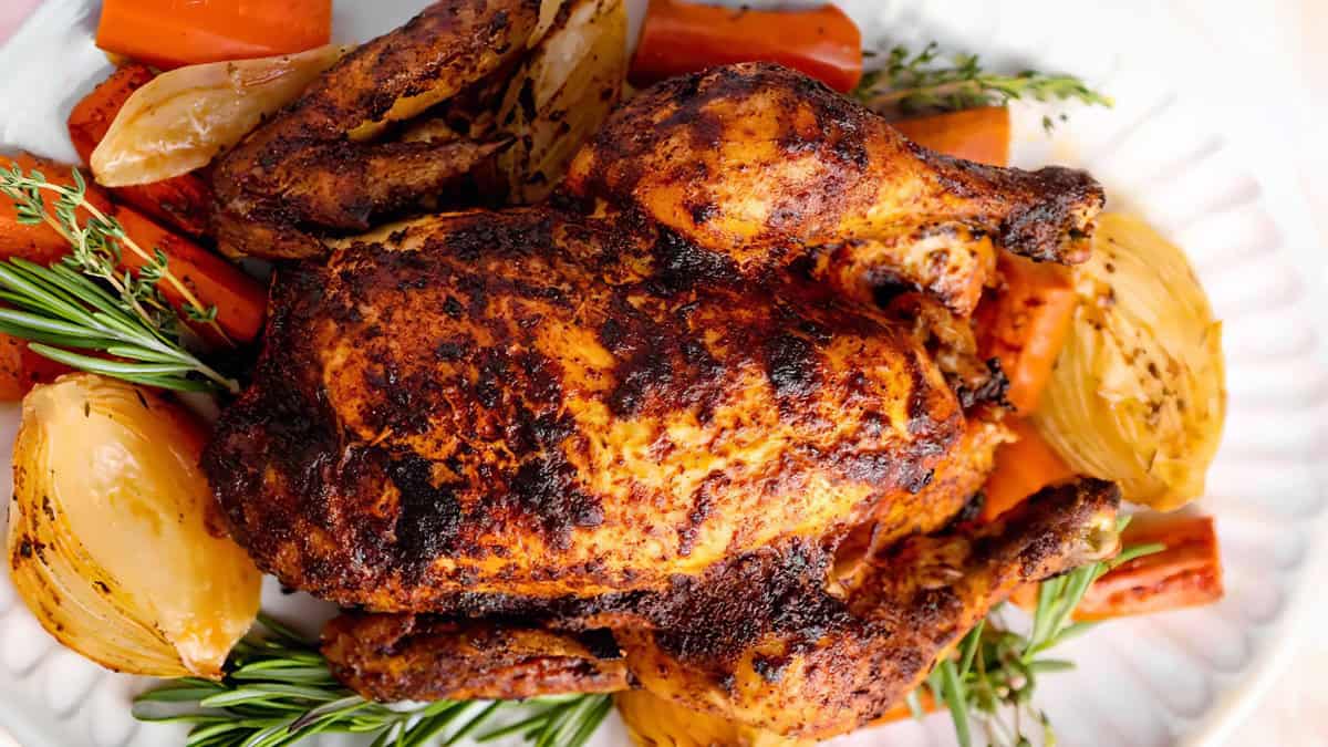 Mouthwatering Crockpot Whole Chicken