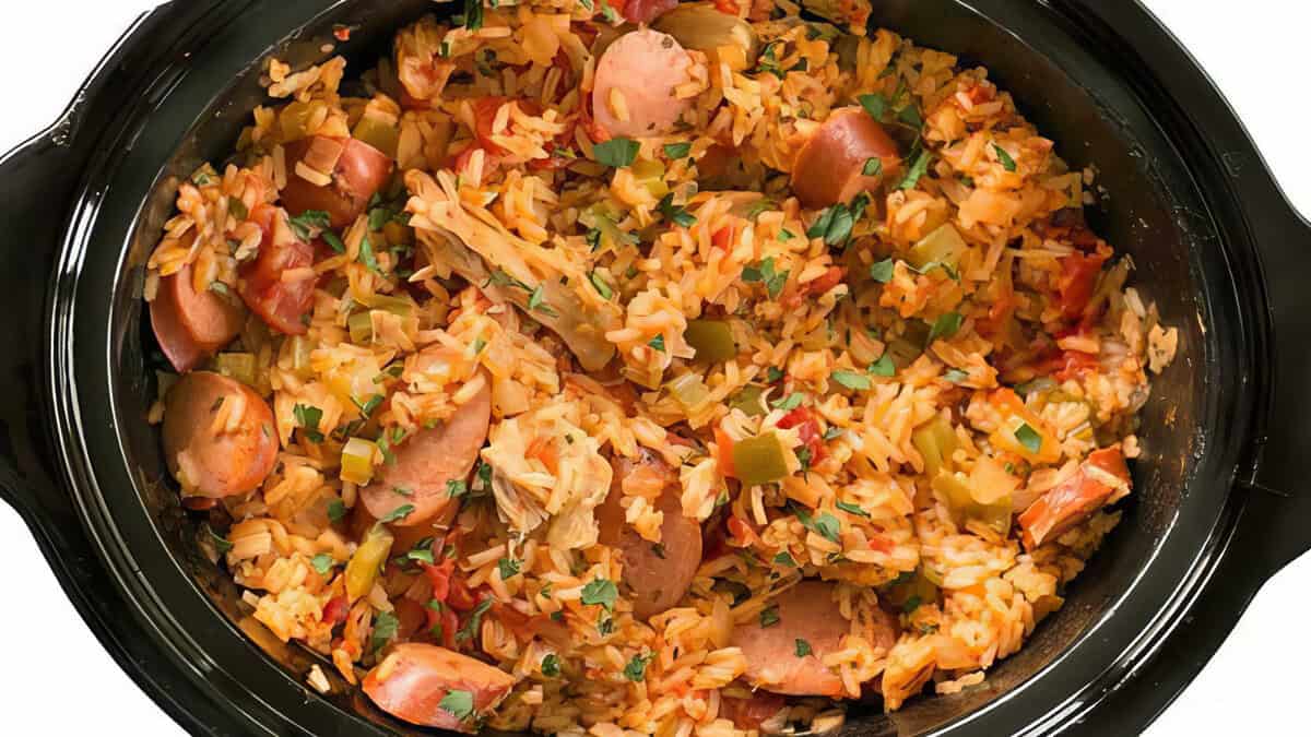 26 Slow Cooker Recipes That’ll Welcome You Home After a Long Day